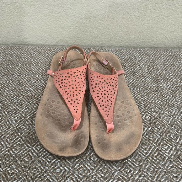 Vionic Kirra T Strap Thong Sandal Coral Laser Cut Suede Sz ?? 10’ Long Comfy - Picture 2 of 7